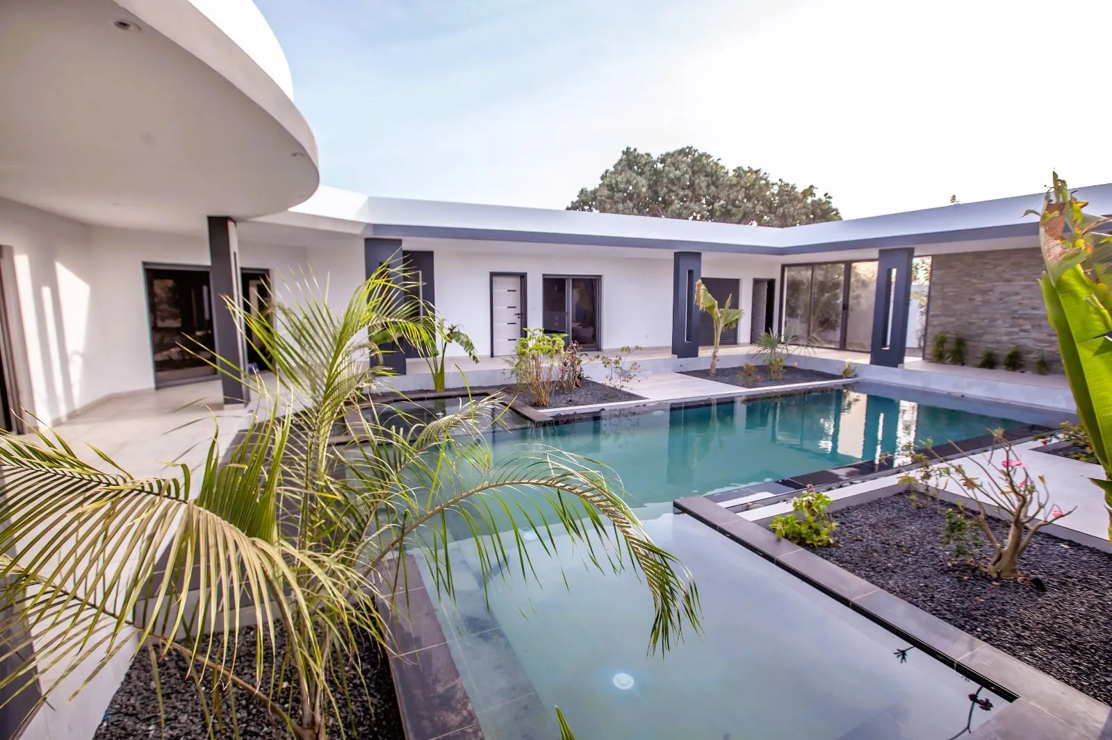 nguerigne-petite+co-te-cours-1-a470b3bb-1920w